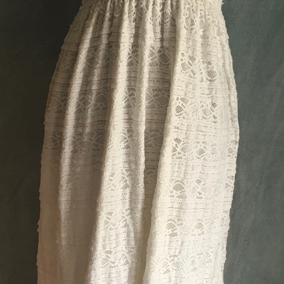 Cream colored Strapless Lace Maxi Dress Size M/L - Picture 3 of 4